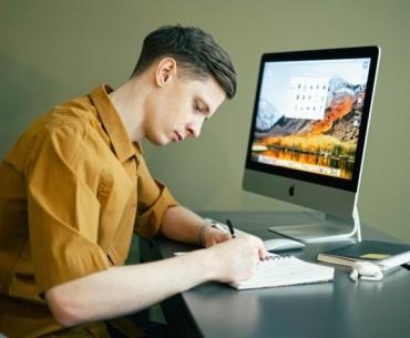 Governo publica medida provisória para regulamentar o trabalho remoto - Mapah - Reforma Tributária